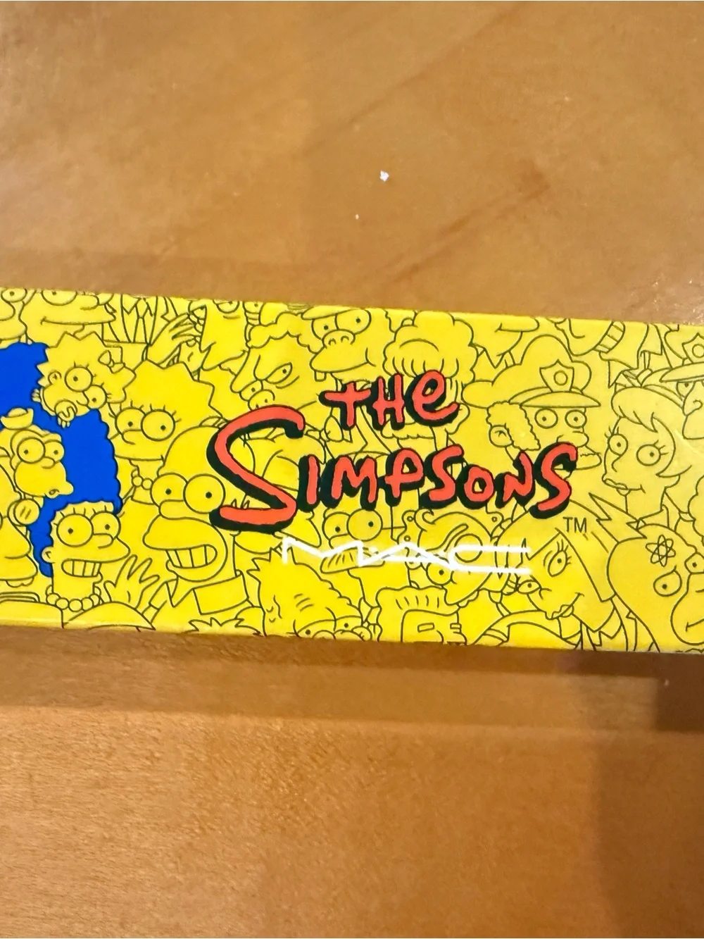 MAC Cosmetics. Eyeshadow set The Simpsons 2014 NWT